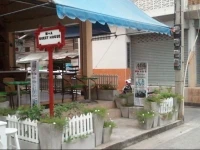 M & A Guesthouse 