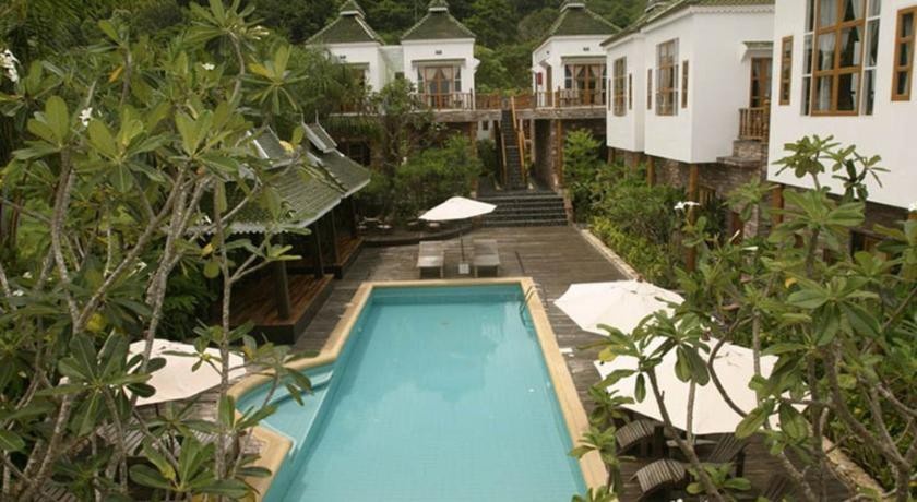 Keereeta Resort & Spa 