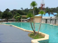 Kredmanee Resort 