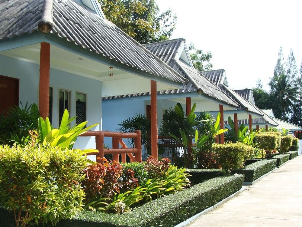 Koh Yao Chukit Dachanan Resort 3*