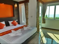 The Sea @ Lanta Hotel 