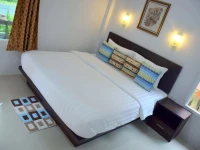 Baan Longhaad 