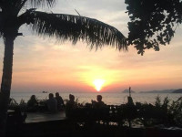 Banana Sunset - Bar & Bungalows