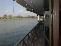 Momchailai River Retreat 