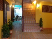 Yellow Tique Hotel 
