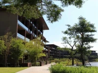 Atta Lakeside Resort Suite 