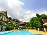 Phuwanalee Resort 