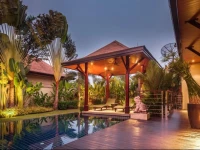 Villa Marama by TropicLook: Kokyang style Nai Harn Beach 
