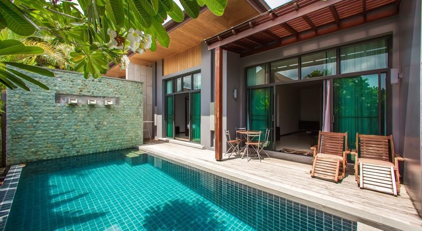 Villa Amiria by TropicLook: Onyx Style Nai Harn Beach 