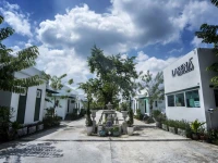 Larena Villa And Resort 