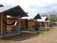 Sleepy Hut 