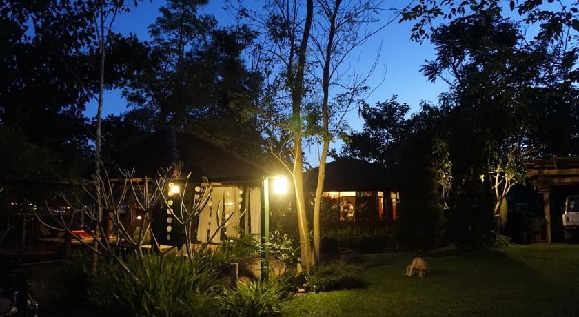 Bannamhoo Bungalows 