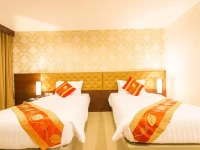 Hemingways Silk Hotel 3*