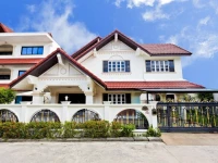 Royal Prince Residence 3*