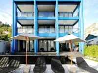Sky Lantern Hotel 