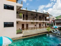 Baan Veerakit Guesthouse 