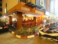 Patong Wannee Hotel 