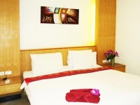 The Son Patong Beach Hotel 