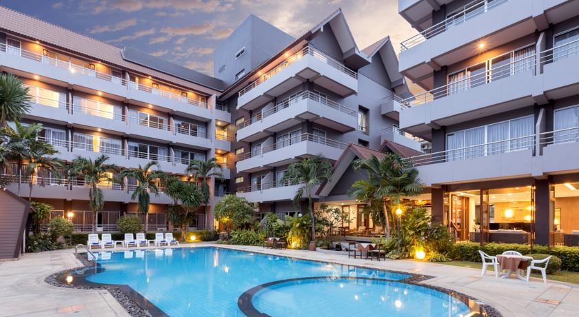The Holiday Resort 