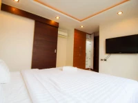 Hyde Park Residence by Pattaya Sunny rentals 