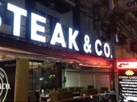 Steak and Co. Boutique Hotel 
