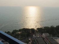 Jomtien Plaza Suite Apartments 