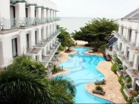 Naklua Beach Resort 