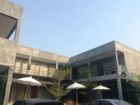 Come Moon Loft Hotel 