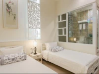 Onya Phuket Hotel 