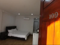 CT Residence: Service Apartment 