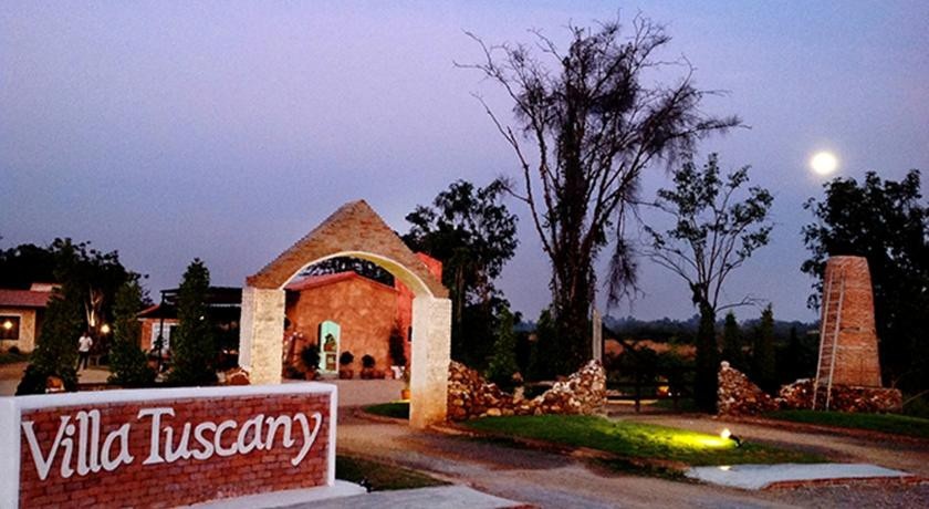 Villa Tuscany Country Resort 
