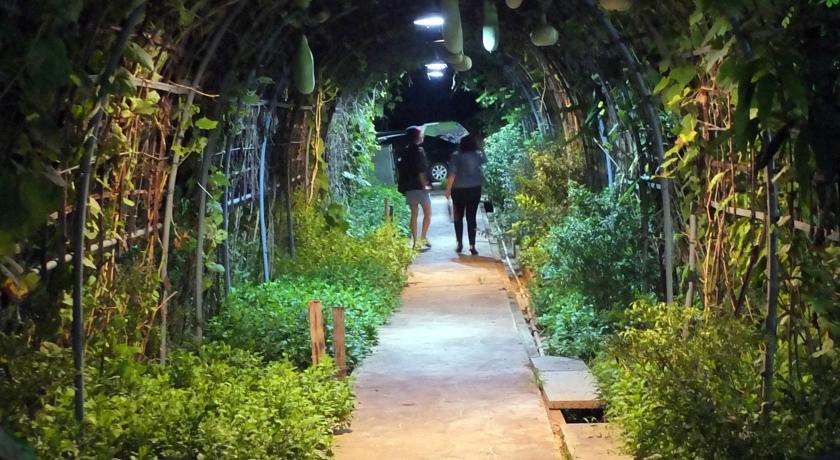 Be Fine Sabuy Hotel and Resort 