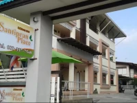 Santipran Place 3*