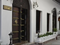 Tausi Palace Hotel 