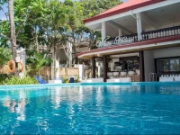 White Beach Villas 