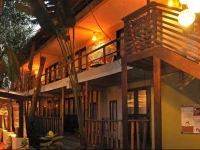 Lazy Dog Bed & Breakfast 