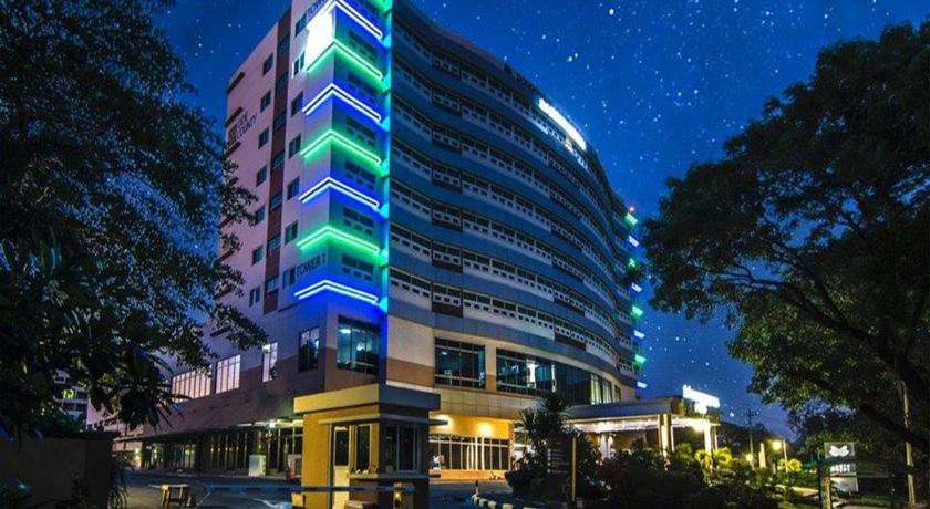 Xenia Hotel - Clark 