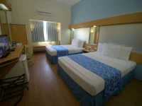 Microtel by Wyndham Davao 