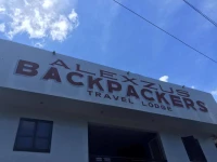 Alexzus Backpackers Travel Lodge 