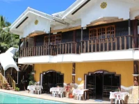 Villa Limpia Beach Resort 