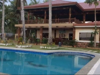 Edies Bahay Aplaya and Spa 