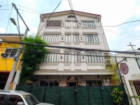 ZEN Rooms Makati Riverside 