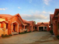 Mt. Tarak Guest House & Restaurant 