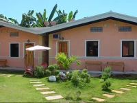 Coco Mangos Place 
