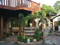Allan Bognot Pinatubo Guesthouse 