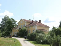 Lylyinen Manor 
