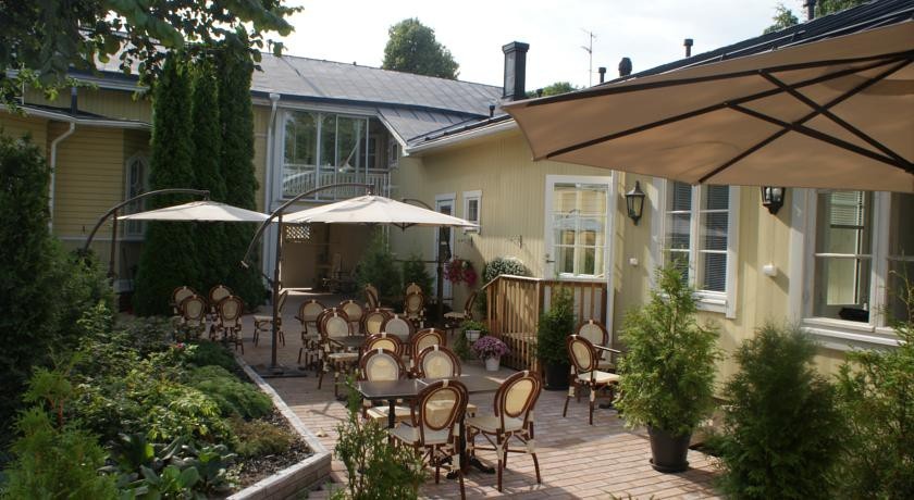 Cafe & Hotel Pusa 