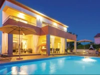 Barbat Holiday Home 