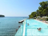Crvena Luka Hotel & Resort 4*