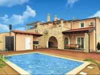 Castello Holiday Home 